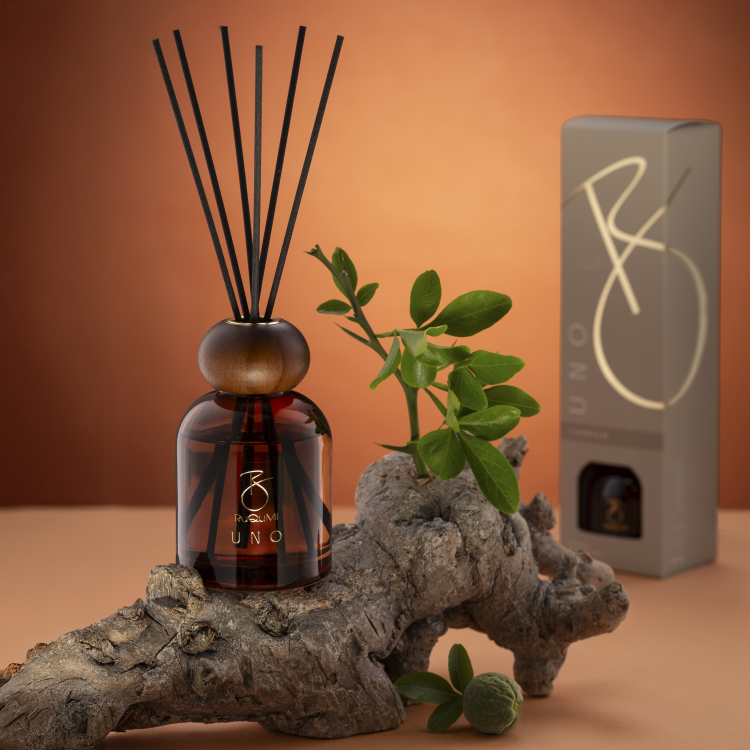 Perfumy do wnętrz Ruqumi Uno Sandalo 180ml